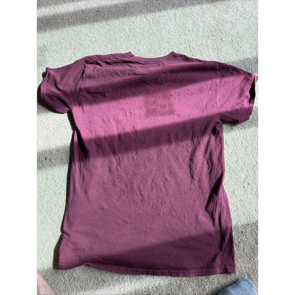 Guns-N-Roses Maroon T-shirt Size Adult Medium - Picture 6 of 6